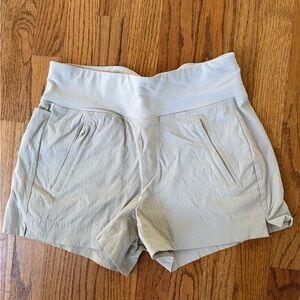 Athleta Women's Cream Athletic Shorts